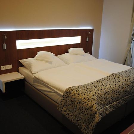 Hotel Zamecek Petrovice à Petrovice u Karviné Chambre photo